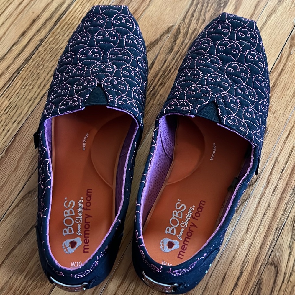 Bobs black canvas shoe with pink cat faces size 10